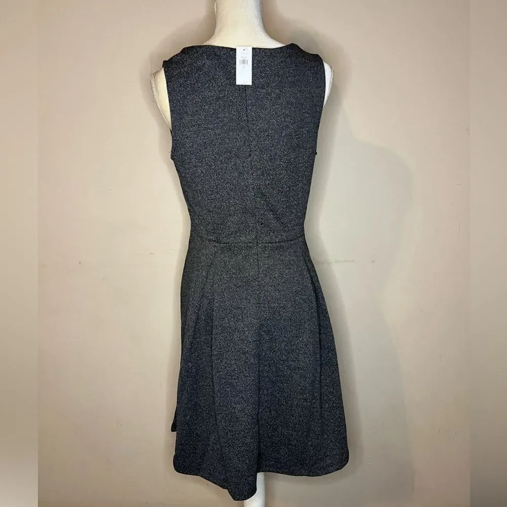 Banana Republic Knit Fit and Flare Dress - Picture 4 of 7